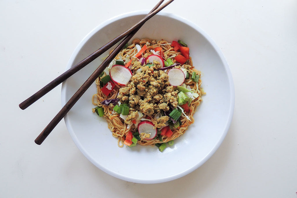 THAI CHICKEN RICE NOODLES