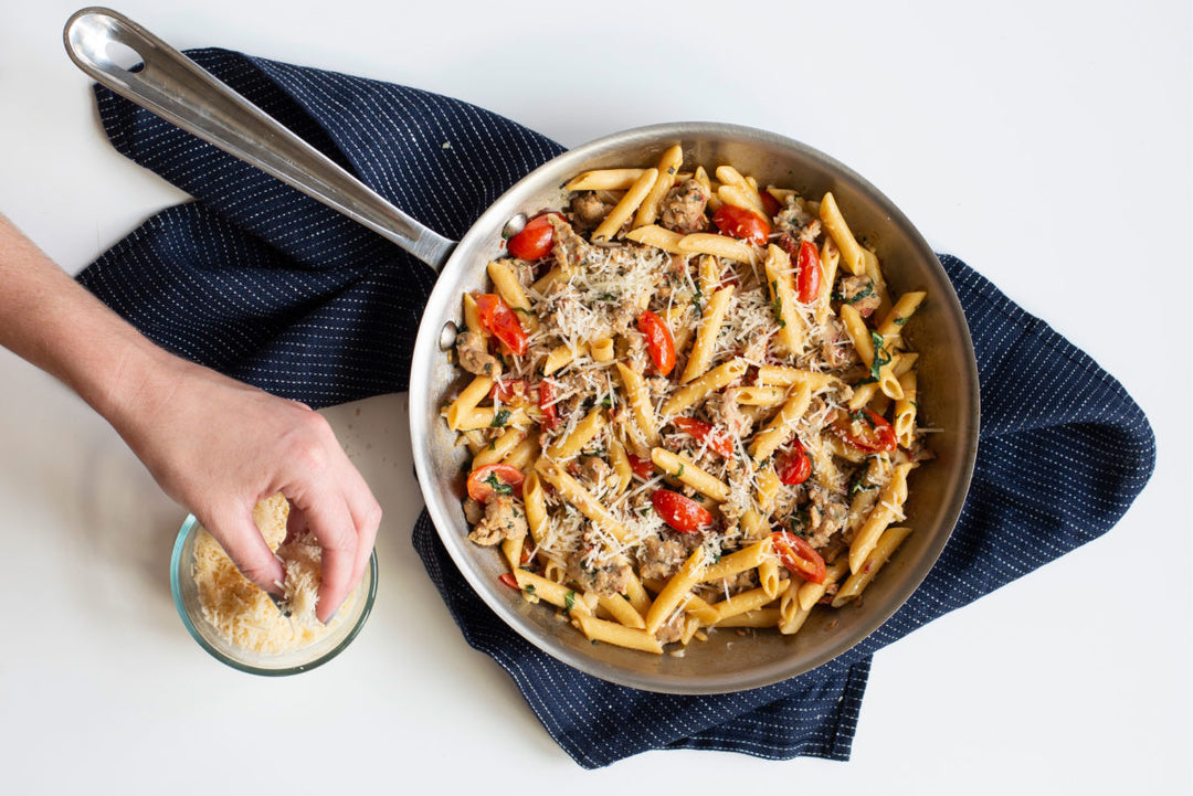 SIMPLE & SUMMERY BRUSCHETTA PASTA